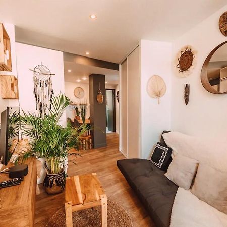 La Casa Bali Apartment Irigny Екстериор снимка